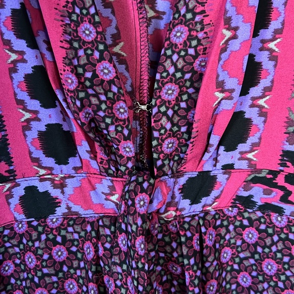 Express Casual Boho Butterfly Sleeve Keyhole Breast with long Tie Size Large - Picture 3 of 8